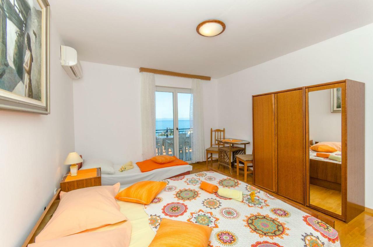 Apartments And Room Sun & Sea Podgora Extérieur photo